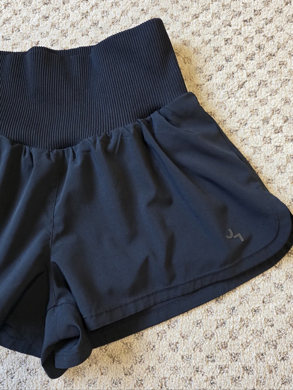 JoyLab Black High-Rise Short with Ribbed Waistband - Picture 5 of 8